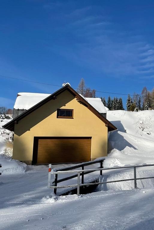 Ferienwohnung GARAGE Harrachov Exterior foto